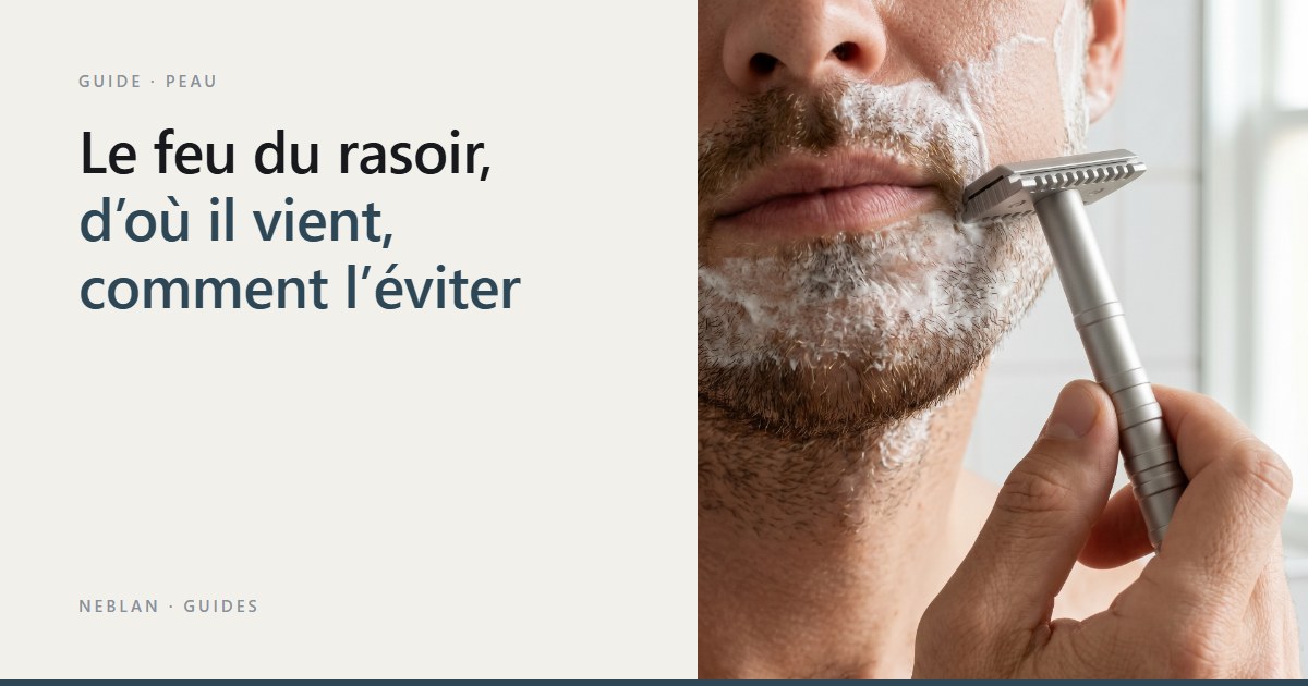 Homme qui se rase le menton avec le rasoir de sûreté Neblan 110, mousse sur la barbe Image